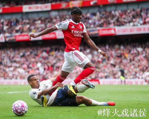 樱桃冲击纪录:客场挑战曼联能否实现三连胜且每场攻入3球? 樱桃冲击纪录:客场挑战曼联能否实现三连胜且每场攻入3球?