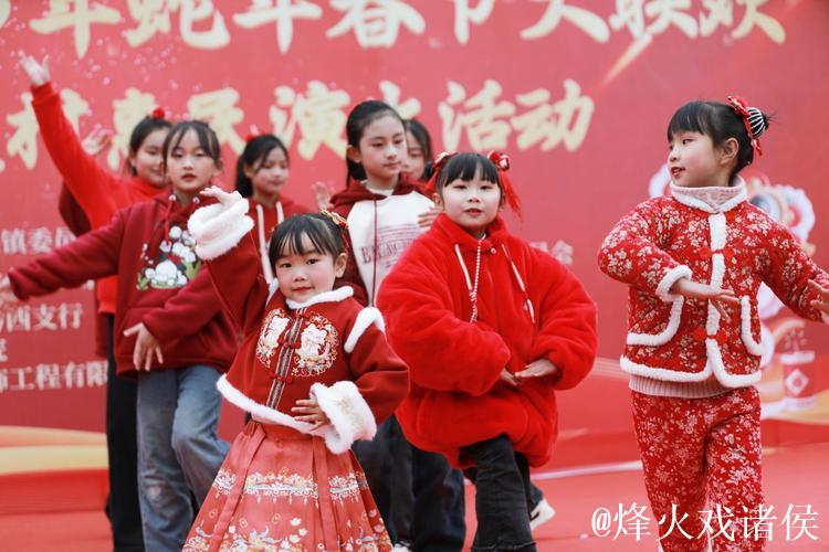 多彩活动迎新年 多彩活动迎新年